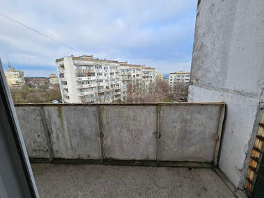 Продажба - Апартамент в Дружба 3,  Русе