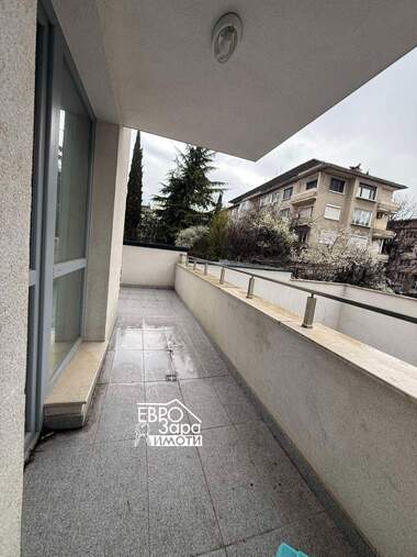 Închiriere - Apartament în Center,  Stara Zagora