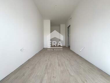 Verkauf - Wohnung in Pobeda,  Warna