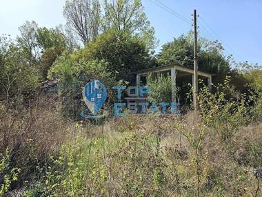 Vânzare - Spațiu industrial în Sadina,  Tărgoviștie