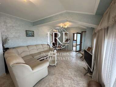 Продажба - Апартамент в Център,  Варна
