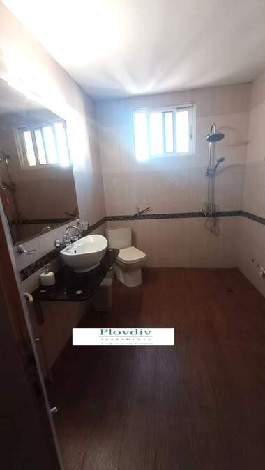 Miete - Wohnung in Mladejki halm,  Plowdiw