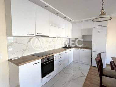 Vânzare - Apartament în Operata,  Varna