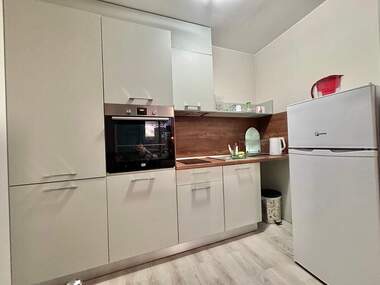 Аренда - Квартира в Лазур,  Бургас