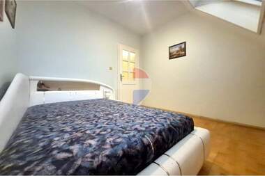 Vânzare - Apartament în Sportna zala,  Varna
