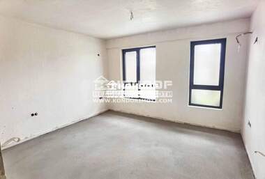 Vânzare - Apartament în Trakia,  Plovdiv