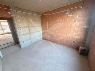 Verkauf - Wohnung in Komatewski wazel,  Plowdiw