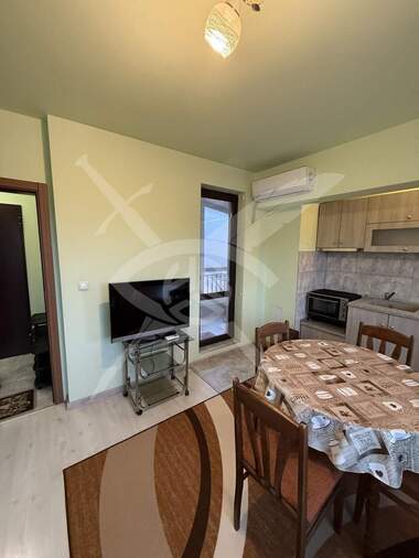 For rent - Apartment in Kolhozen pazar,  Varna