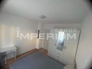 Închiriere - Apartament în Center,  Varna