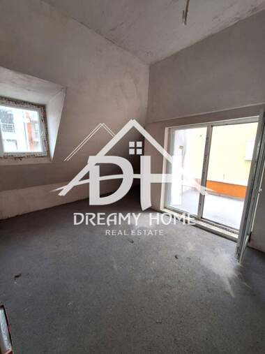 Satış - Apartman olarak Vazrojdenci,  Karcali