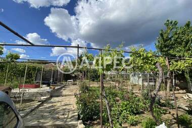 For sale - House in Vilna zona,  Sliven