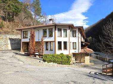 Vânzare - Hotel în Devin,  Smolian