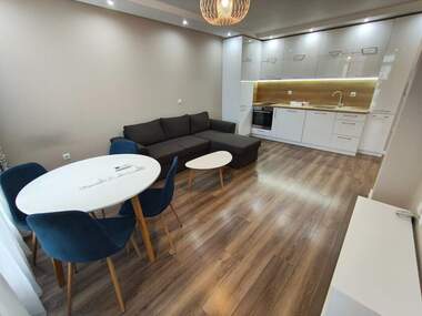 Închiriere - Apartament în Slaveîkov,  Burgas