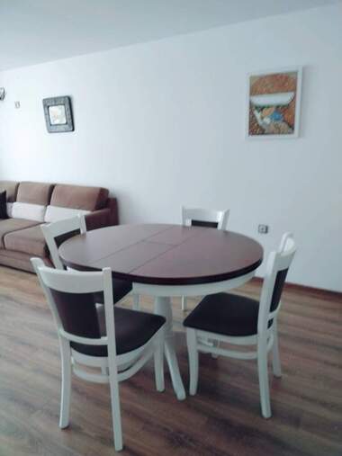 Închiriere - Apartament în Văzrajdane,  Burgas