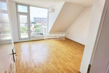 Vânzare - Apartament în Center,  Plovdiv