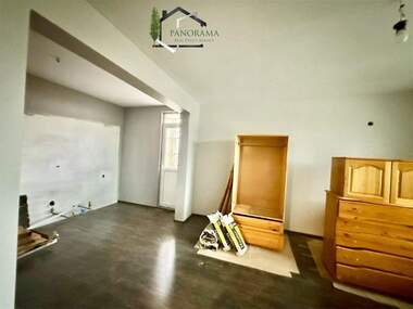 For sale - Floor of a house in Veliki Preslav,  Shumen