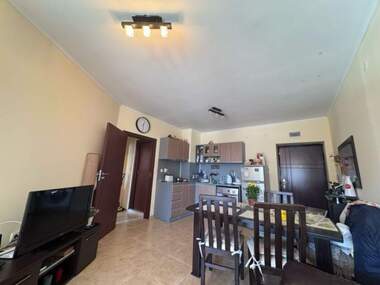 Продажба - Апартамент в Равда,  Бургас