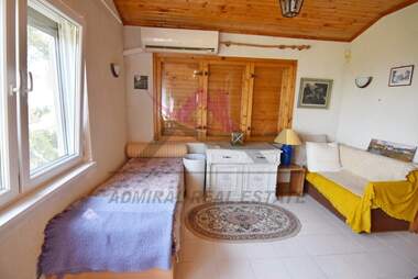 For rent - House in Sveti Nikola,  Varna