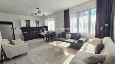 For rent - Floor of a house in Svilengrad,  Haskovo