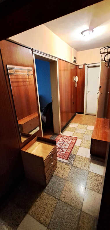 Kira - Apartman olarak Vazrajdane,  Ruse
