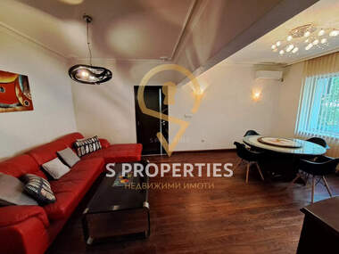 Vânzare - Apartament în Center,  Varna