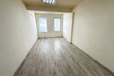 For rent - Office in Targovia na edro,  Ruse