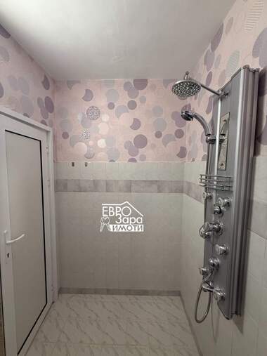 Închiriere - Apartament în Opălceenski,  Stara Zagora