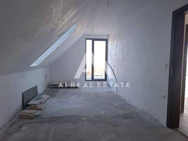 Продажба - Апартамент в Широк Център,  Плевен