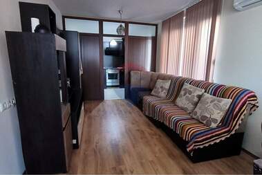 Închiriere - Apartament în Sarafovo,  Burgas