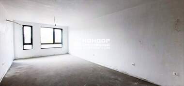 Vânzare - Apartament în Kărșiaka,  Plovdiv