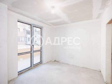 For sale - Apartment in Liatno kino Trakia,  Varna