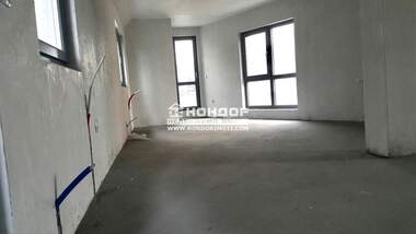 Vânzare - Apartament în Kărșiaka,  Plovdiv
