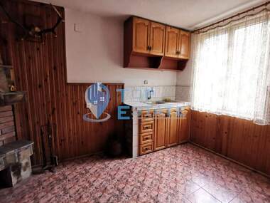 Продажба - Къща в Габровци,  Велико Търново