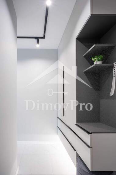 Închiriere - Apartament în Proslav,  Plovdiv