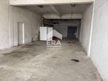 For rent - Storage in Promishlena zona - Zapad,  Veliko Tarnovo
