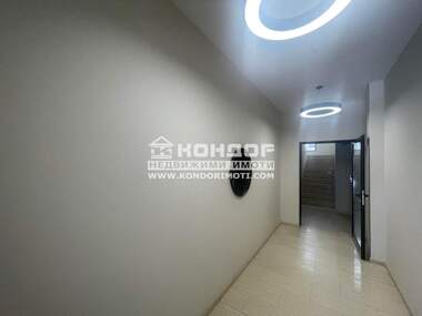 Vânzare - Apartament în Hristo Smirnenski,  Plovdiv