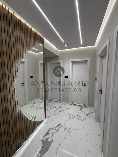 Продажба - Апартамент в Тракия,  Пловдив