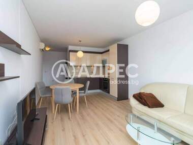 Închiriere - Apartament în Sfinții Constantin și Elena,  Varna