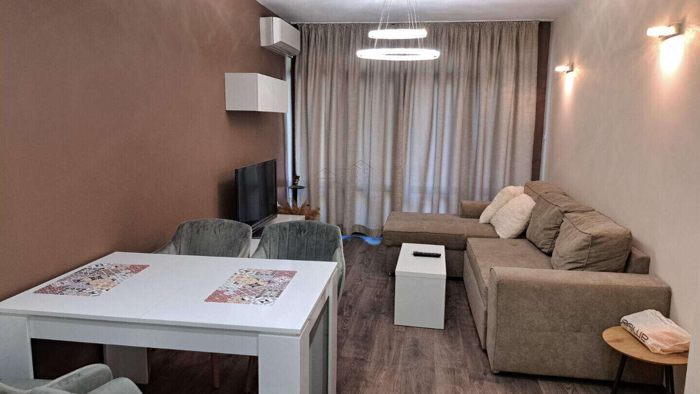 Cu trei camere Apartament în Aiazmoto, Stara Zagora – fotografia 4