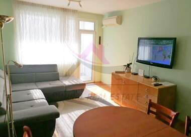 For rent - Apartment in Sportna zala,  Varna