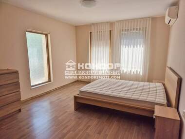 Închiriere - Apartament în Kărșiaka,  Plovdiv