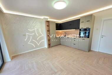 For sale - Apartment in Avtogara,  Varna