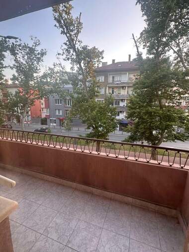 Închiriere - Apartament în Center,  Plovdiv