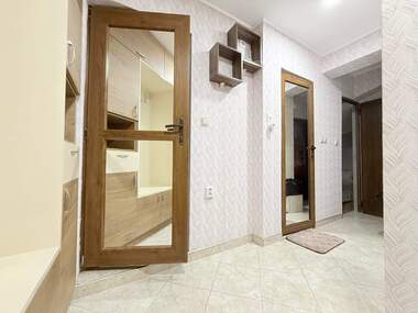 Miete - Wohnung in Wazrajdane,  Burgas