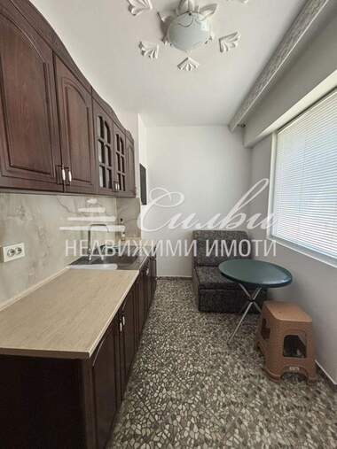 Închiriere - Apartament în Dobrudjanski,  Șumen