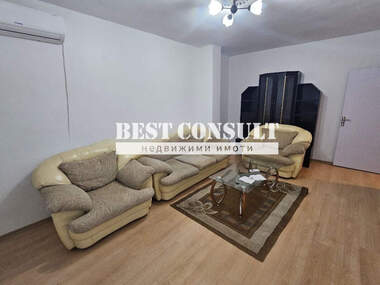 Închiriere - Apartament în Văzrajdane,  Ruse