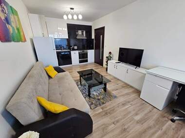 Miete - Wohnung in Mladejki halm,  Plowdiw