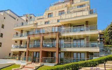 Vânzare - Apartament în Biala,  Varna