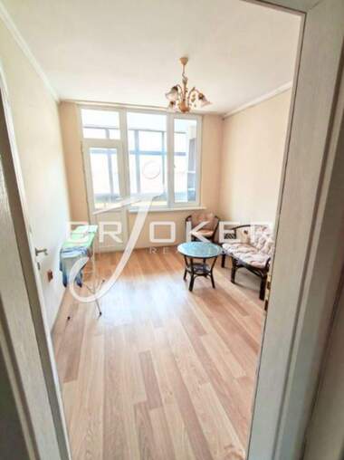 Închiriere - Apartament în Țentăr,  Kărdjali