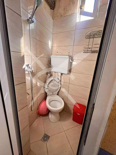 For rent - Floor of a house in Kolhozen pazar,  Varna